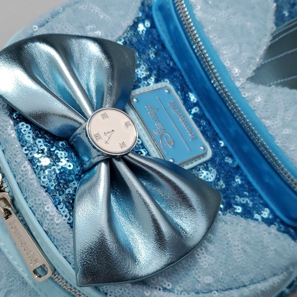 Disney Loungefly Cinderella Sequin Backpack - Picture 5 of 6